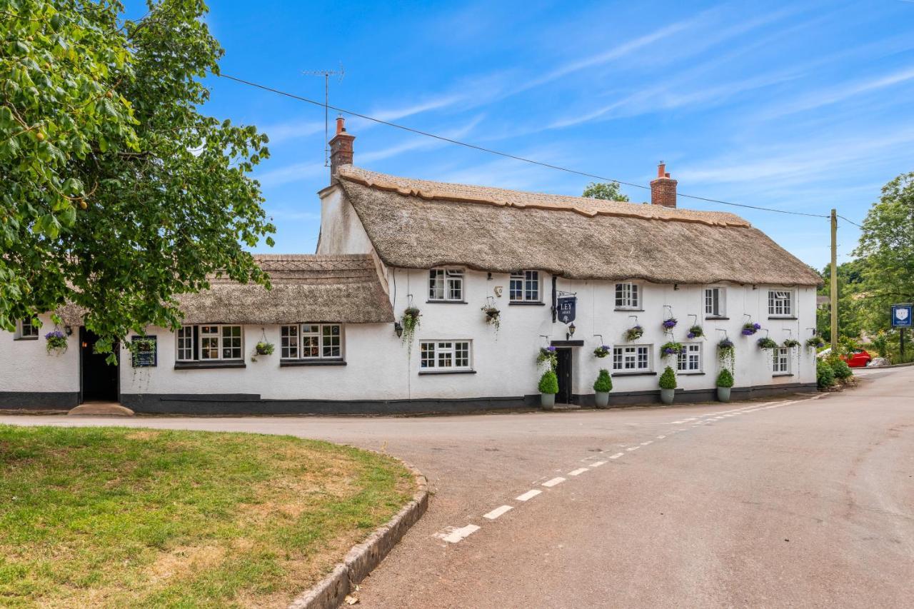 Cramwell Cottage, The Ley Arms 埃克塞特 外观 照片